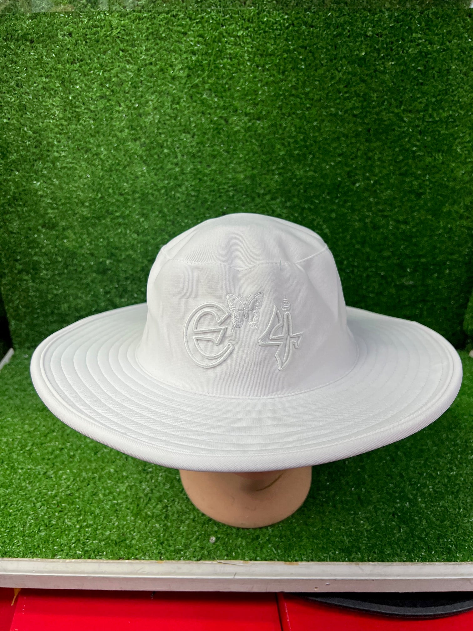 E4 White Cricket Sun Hat – CricketZoneUSA