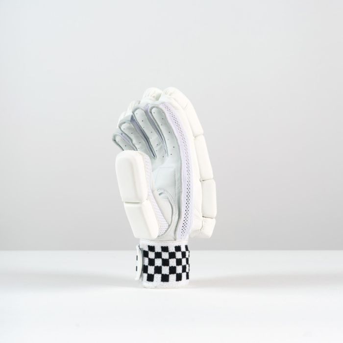 Gray Nicolls Classic Select Batting Gloves - 2025
