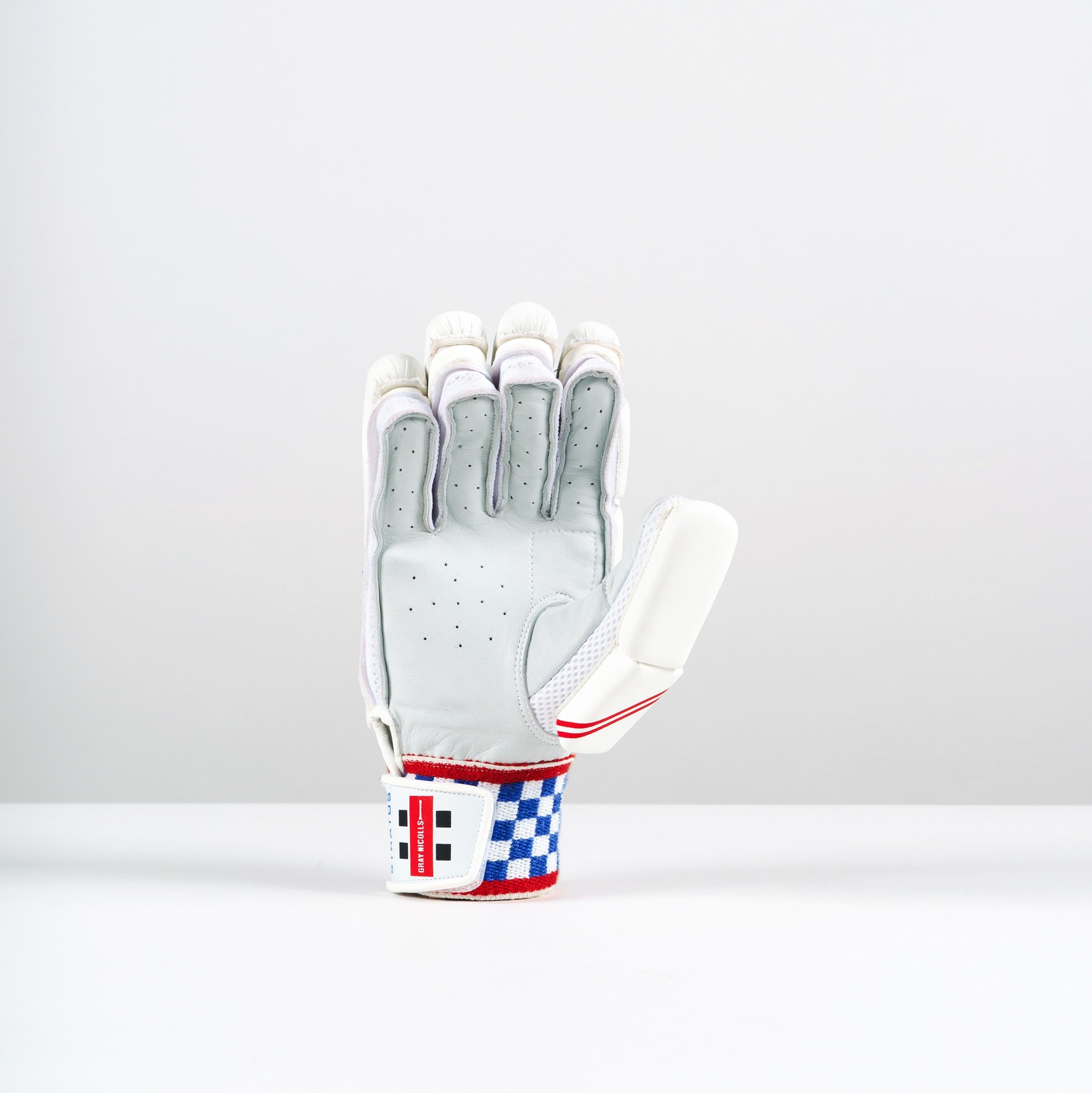 Gray Nicolls Stratos 1.0 750 Batting Gloves - 2025