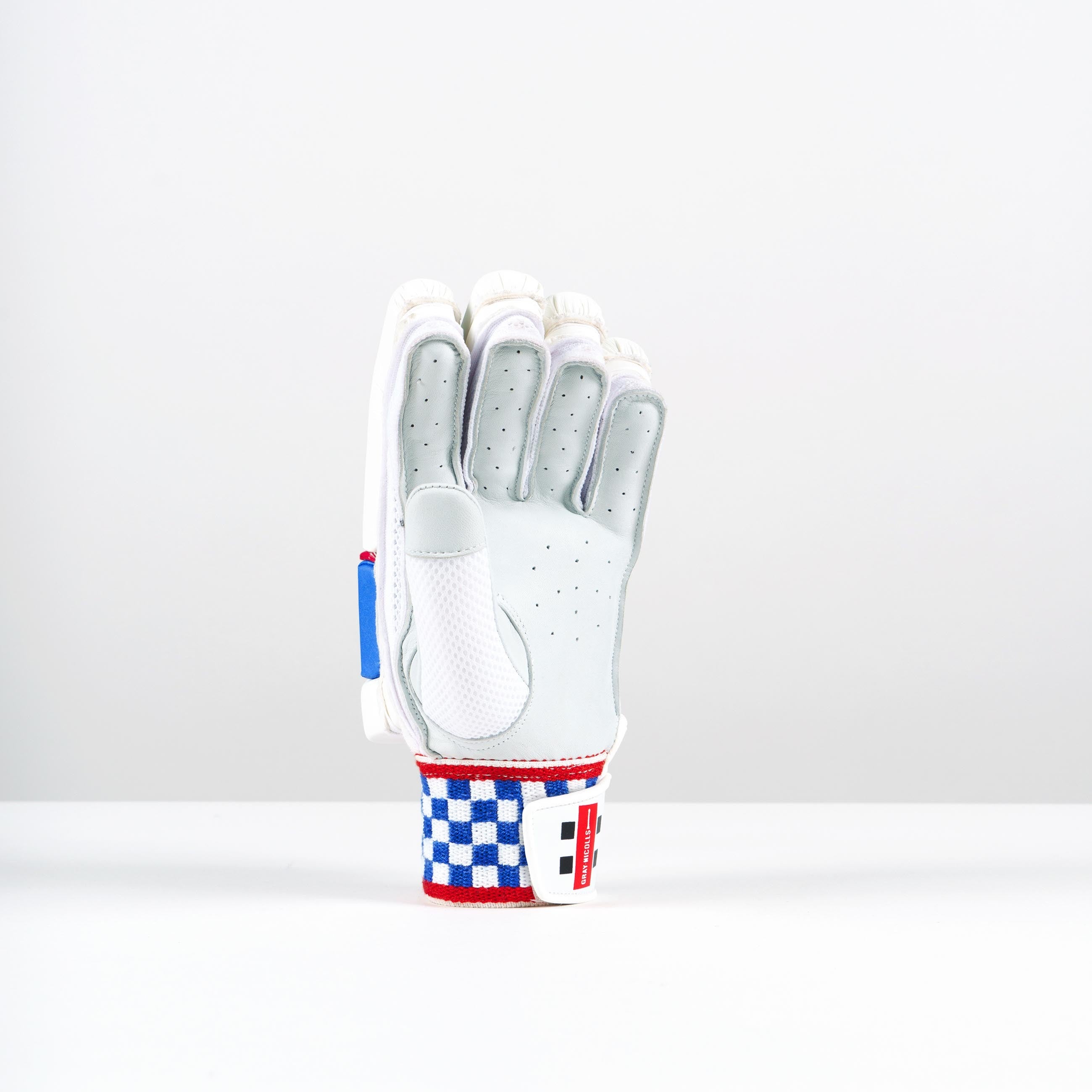 Gray Nicolls Stratos 1.0 750 Batting Gloves - 2025