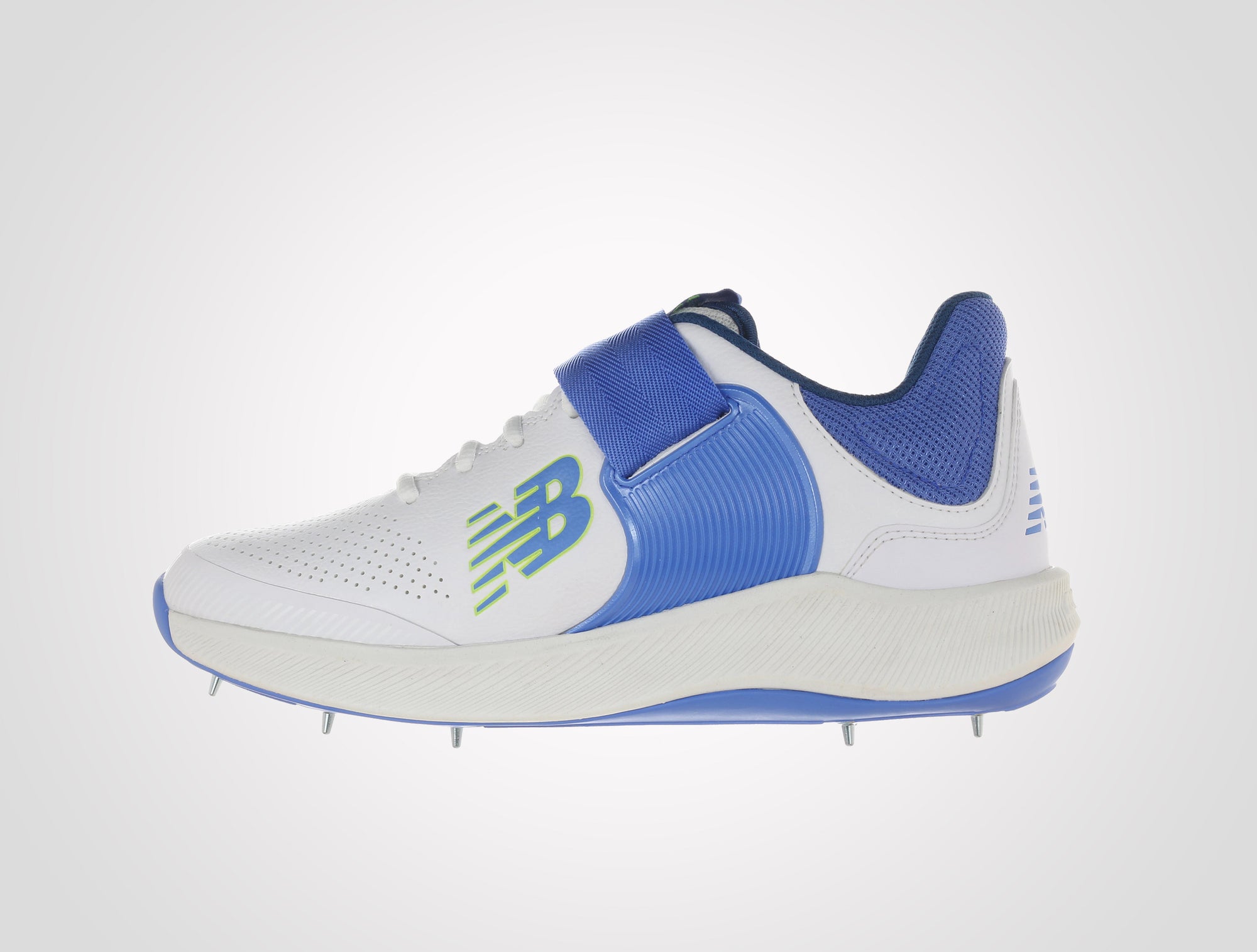 New Balance CK4040W5  Spike Cricket Shoes - 2024