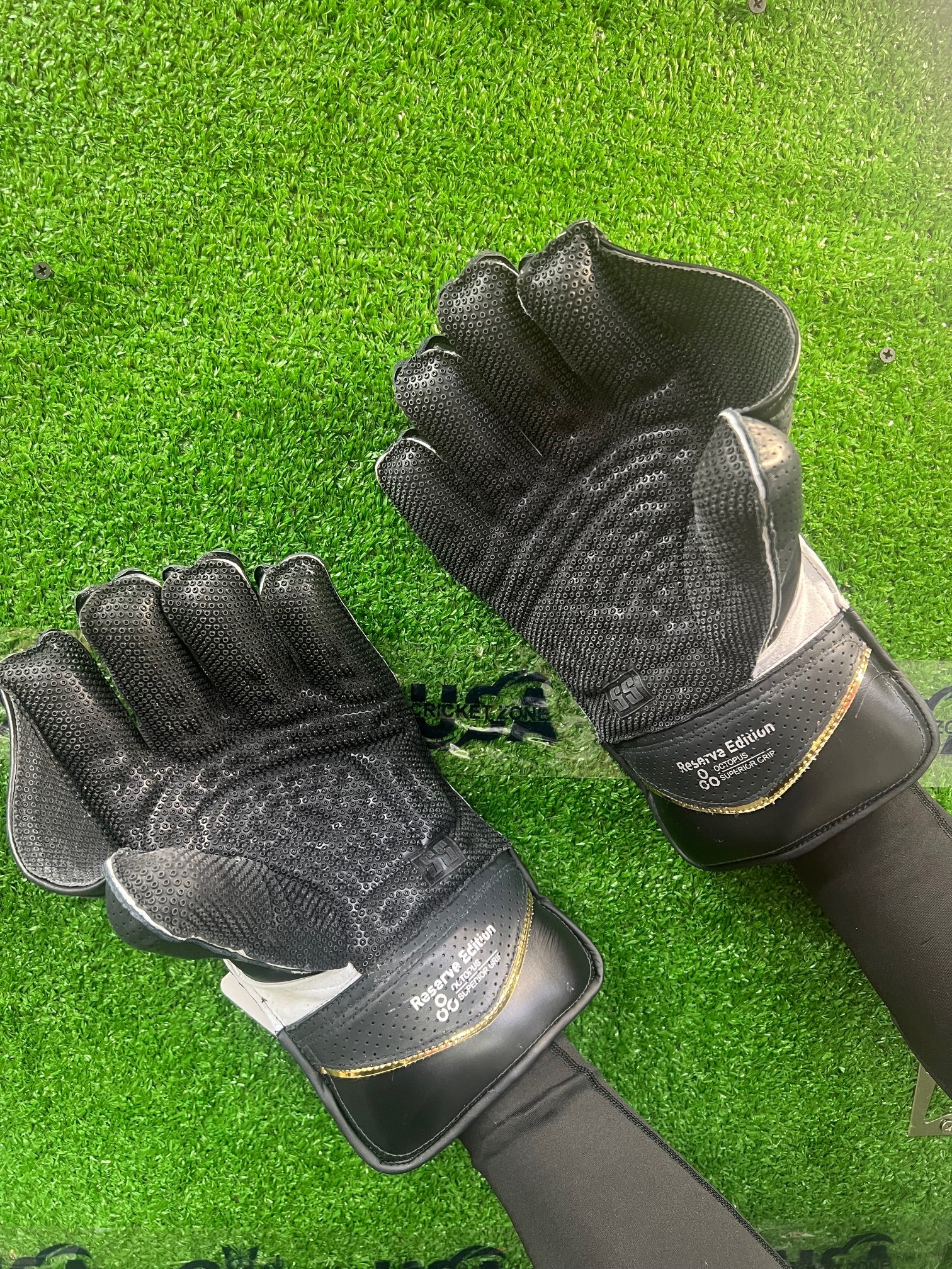 SS Reserve Edition Full Black  Wicket Gloves - 2024