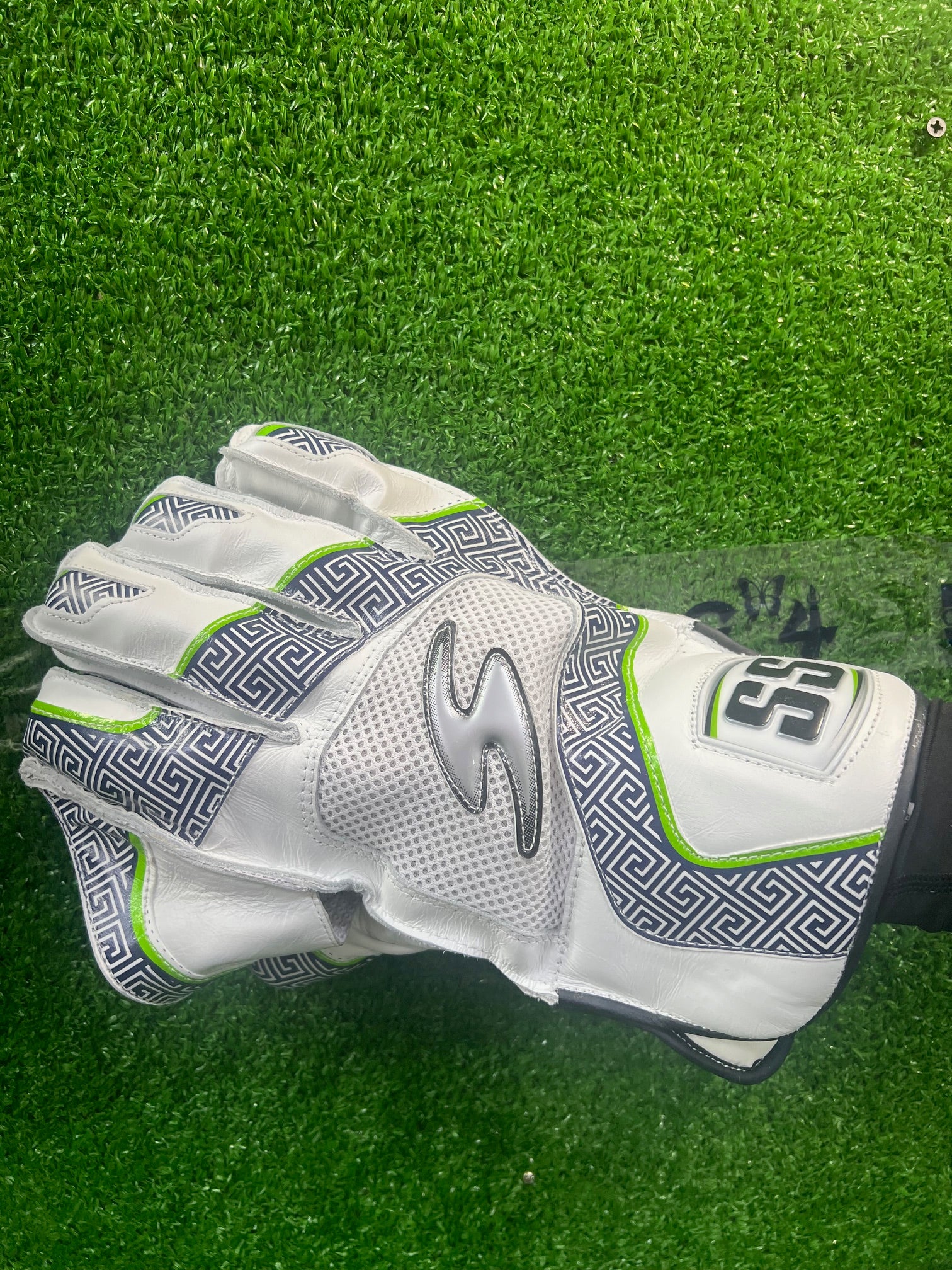 SS Platino Wicket Keeping Gloves - 2024