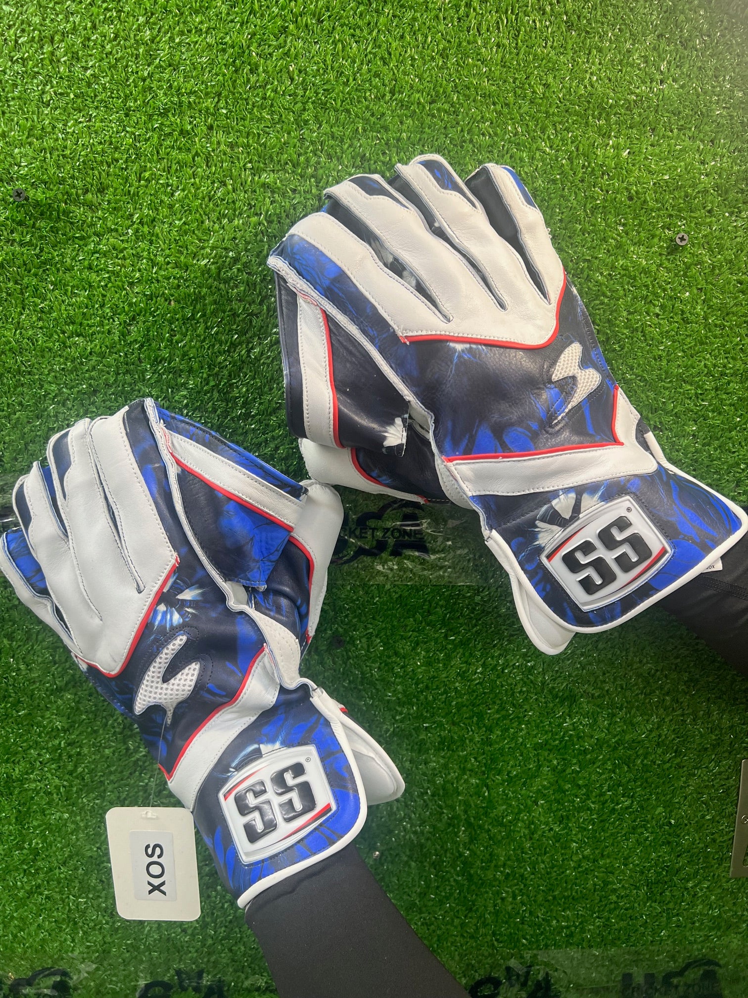 SS Player Series Wicket Keeping Gloves