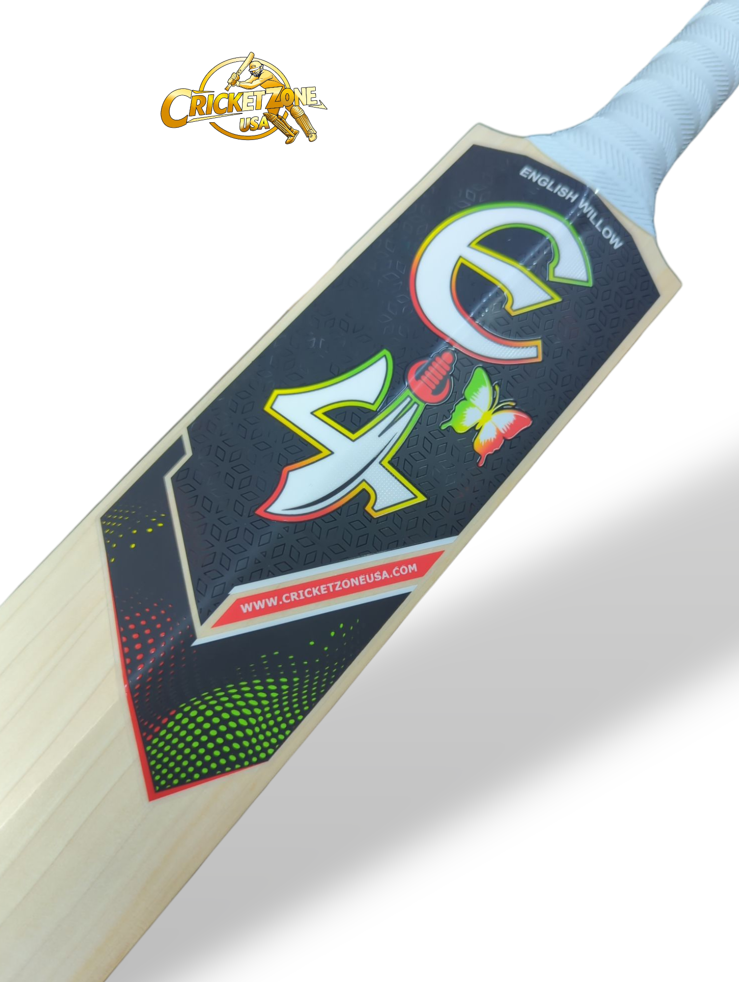 E4 Defender English Willow Bat - 2025