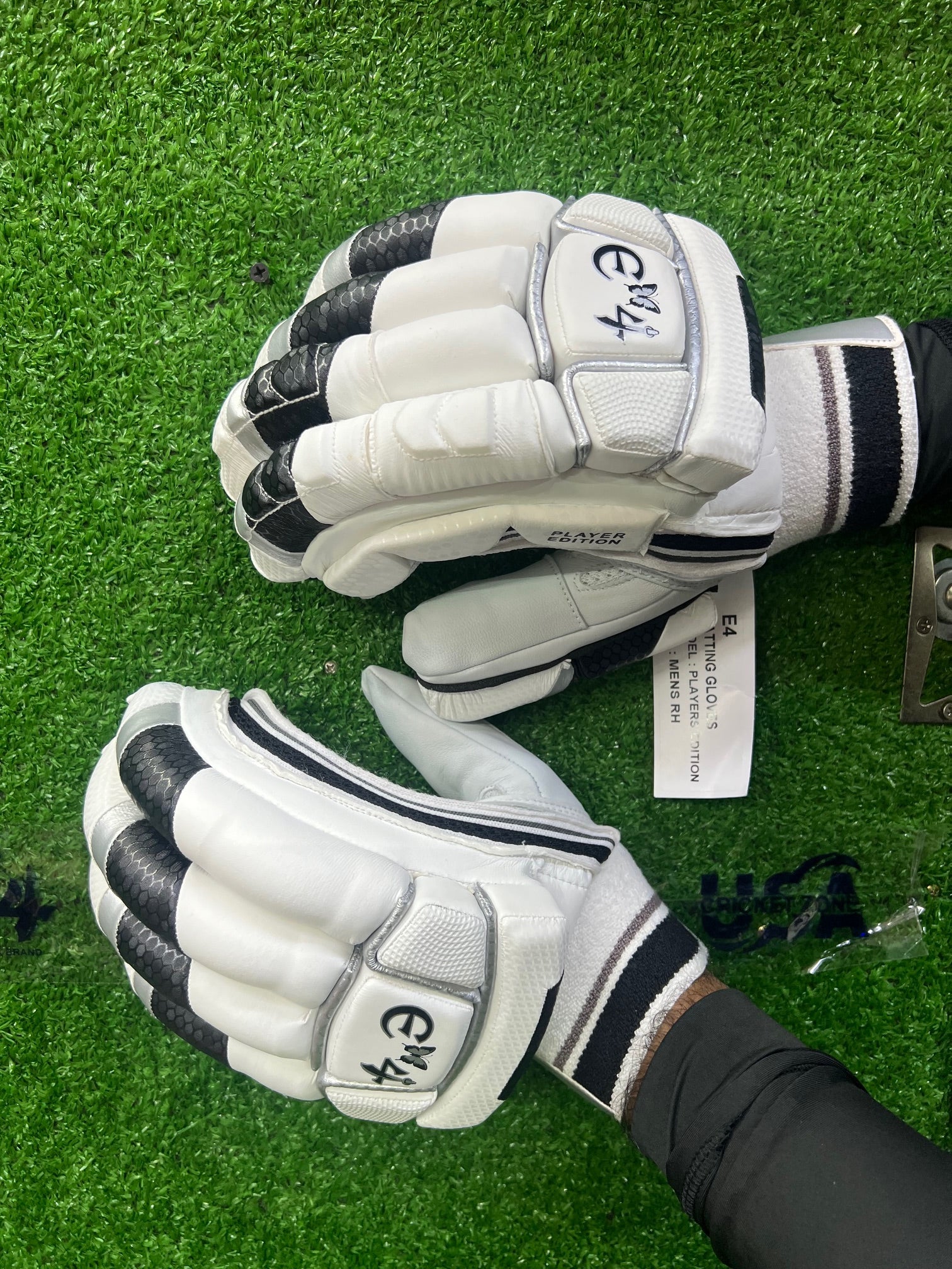 E4 Players Edition Batting Gloves - 2024