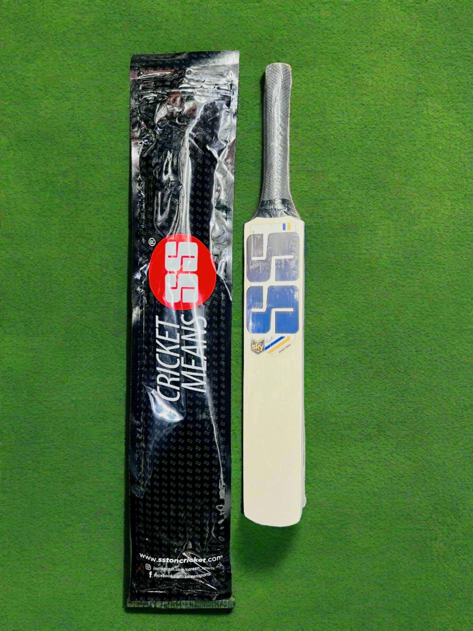SS Sky Mini Signature Autograph Bat