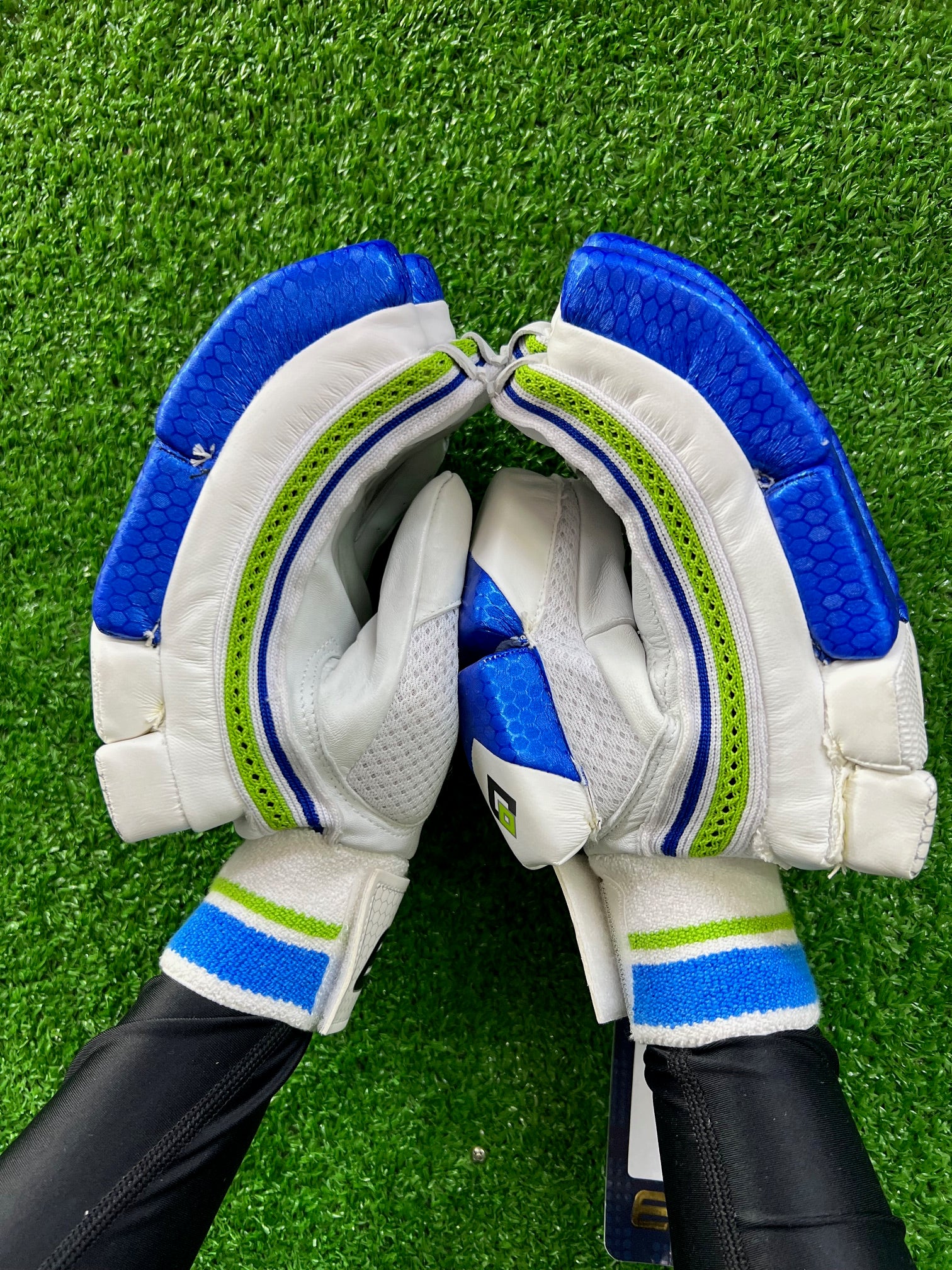 EM GT 5.0 Mens Batting Gloves - 2025