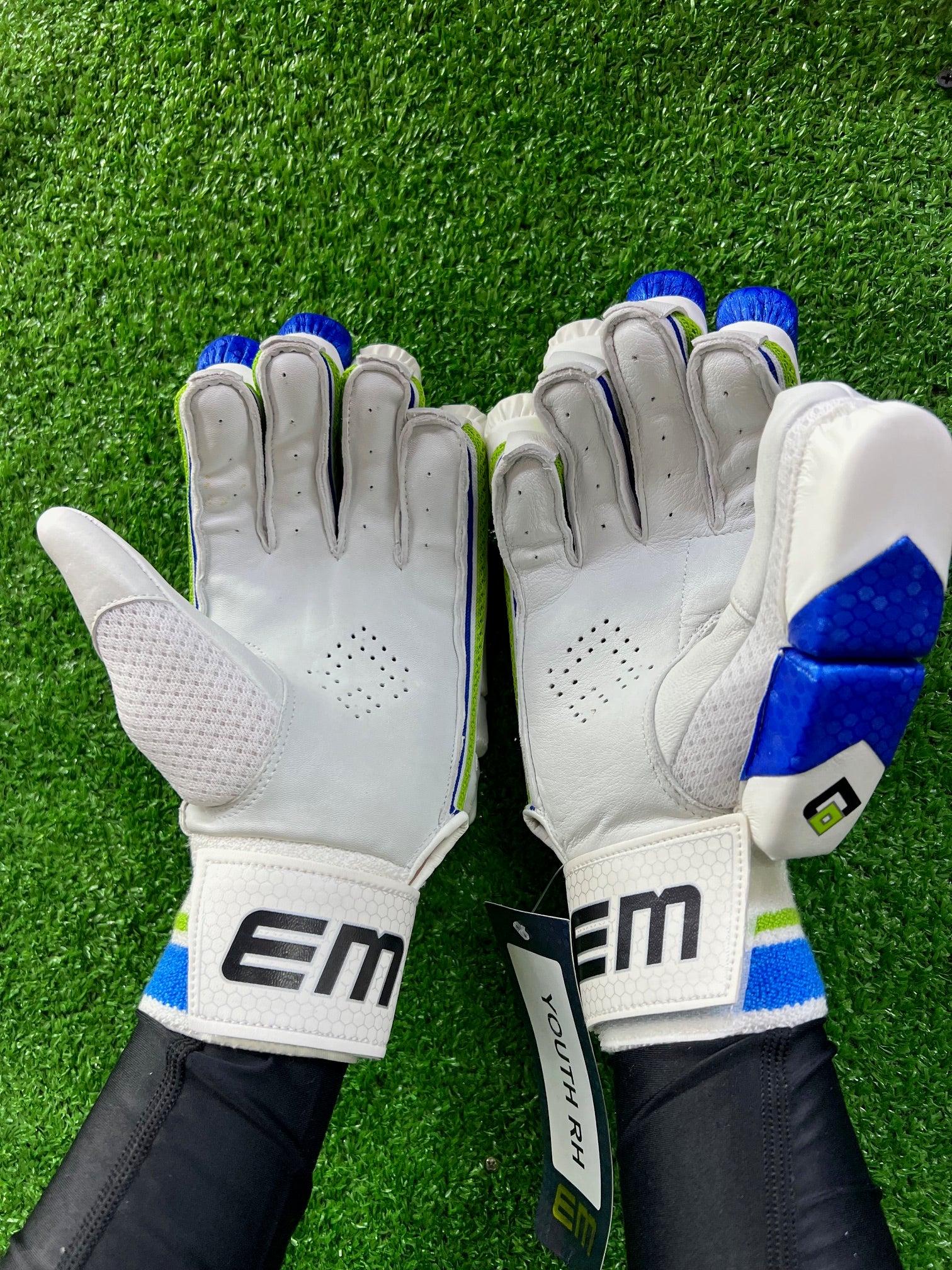 EM GT 5.0 Mens Batting Gloves - 2025