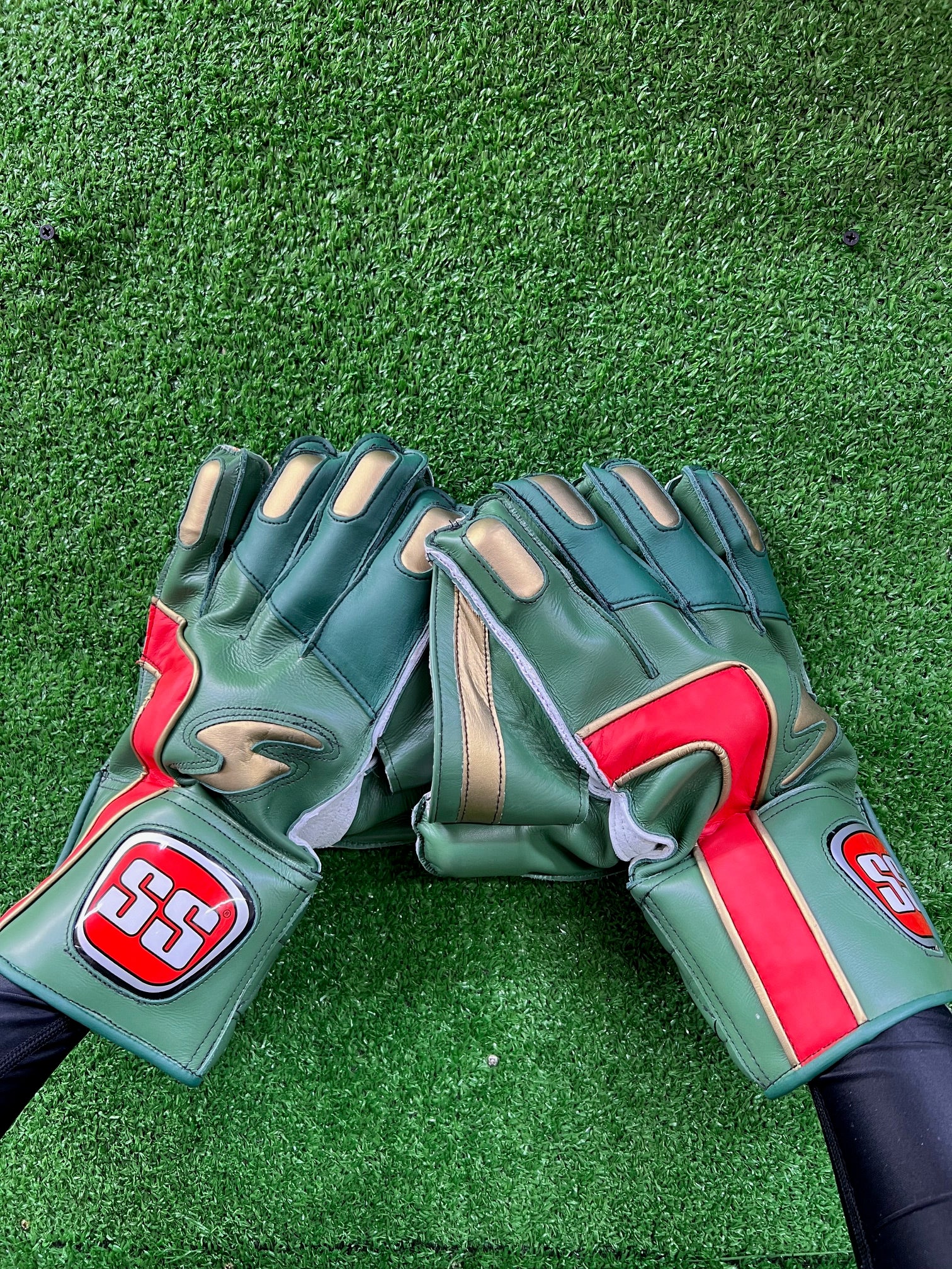 SS Mushfiqur Rahim Test  Green Wicket Keeping Gloves - 2026