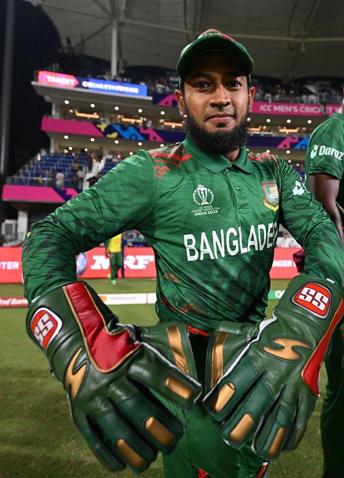 SS Mushfiqur Rahim Test  Green Wicket Keeping Gloves - 2024