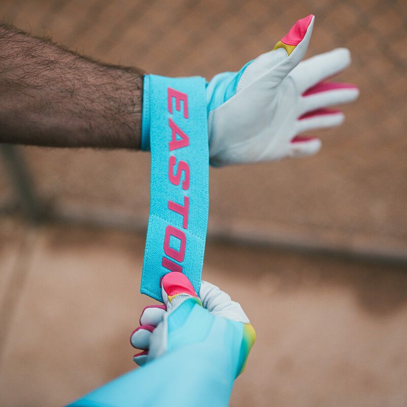 Easton Walk-Off Locked-In Hype Fire Batting Gloves - 2026