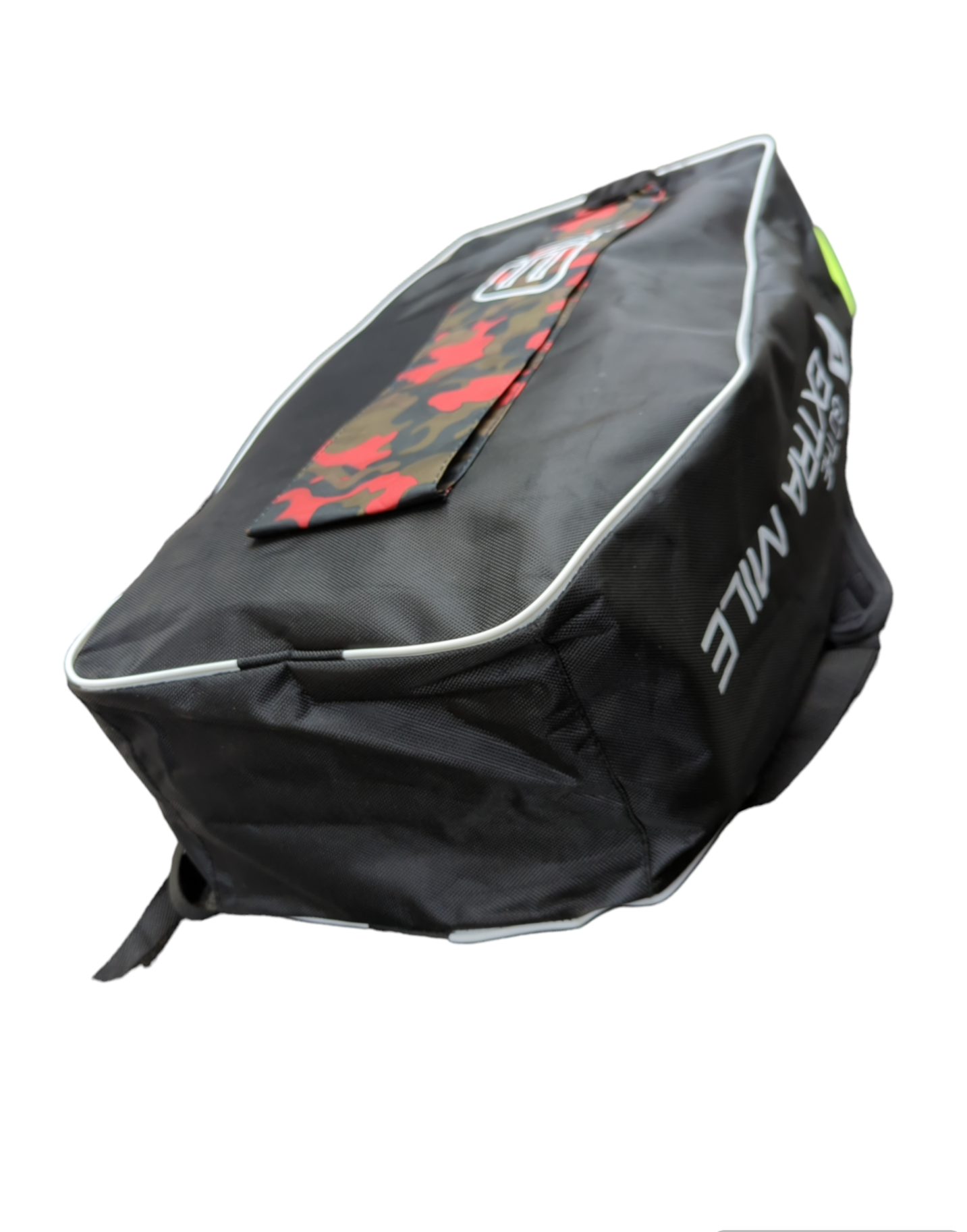 EM Maxxum V8.0 Duffle Cricket Bag