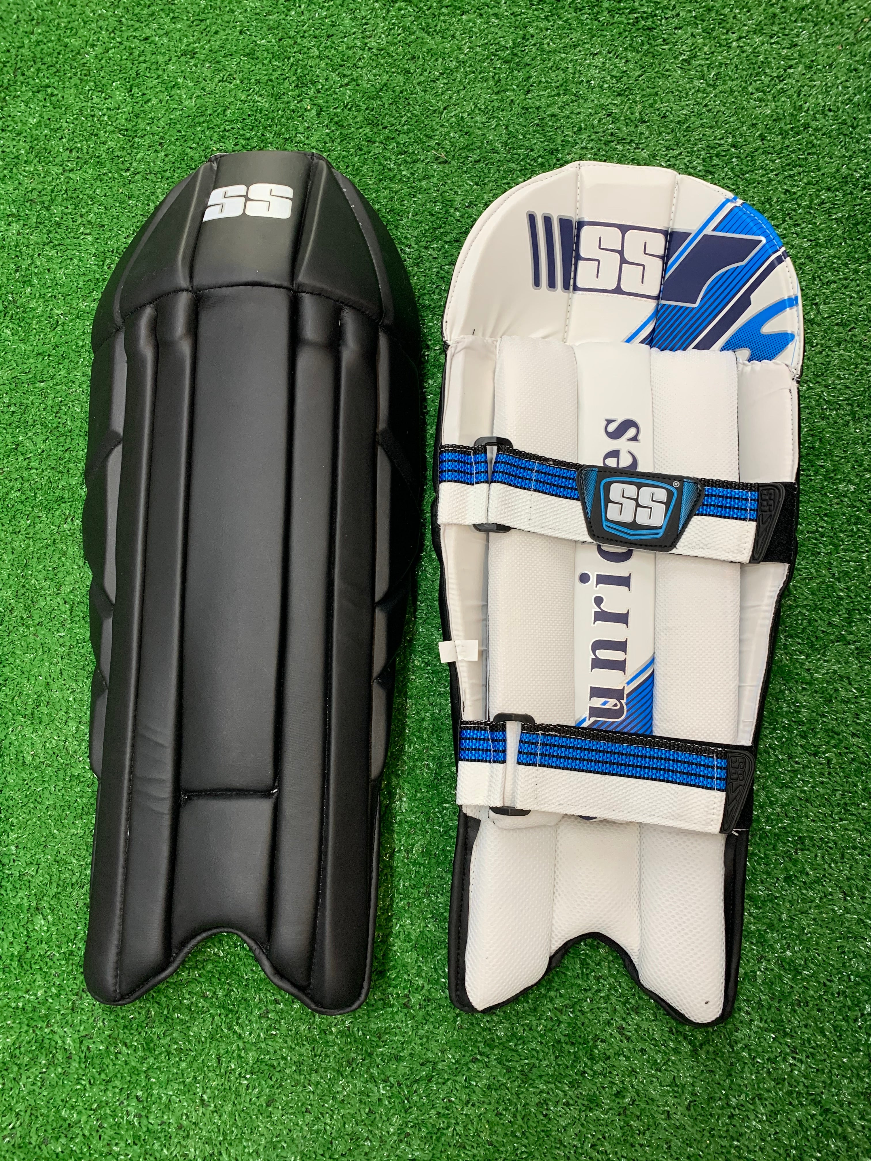 SS PROFESSIONAL BLACK WICKET KEEPING PAD - 2025