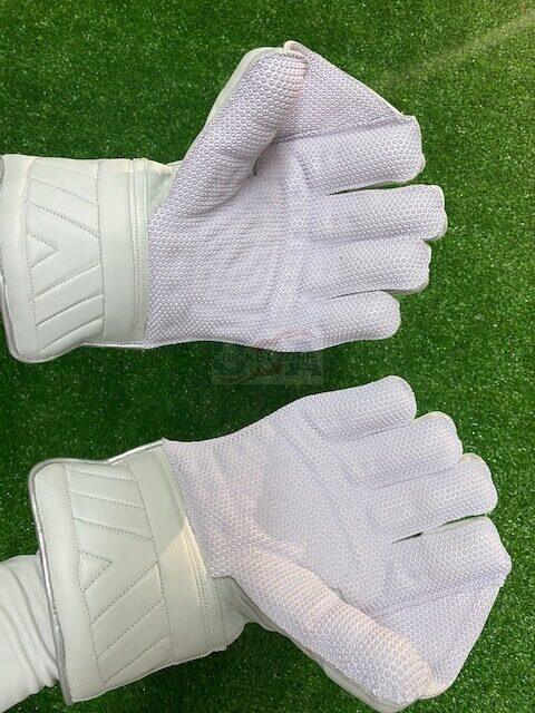 SS Ramdin Test Full White Wicket Keeping Gloves - 2026