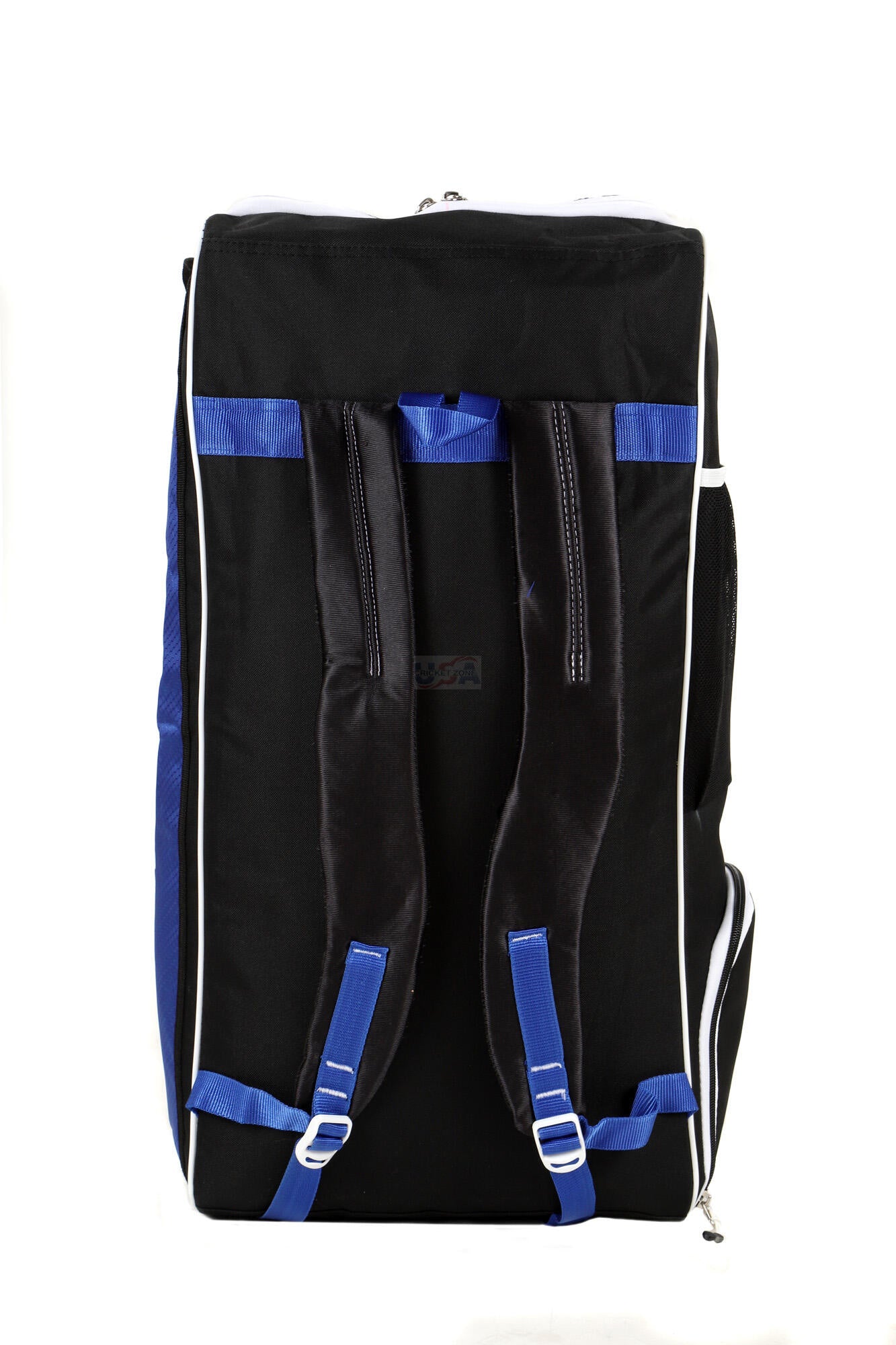 Futuristik Zipper Cricket Bag With The Stand Design And The Padded Shoulder  Strap, For Outdoor Sports Activity, Size: Full at Rs 2500/piece in Faridabad