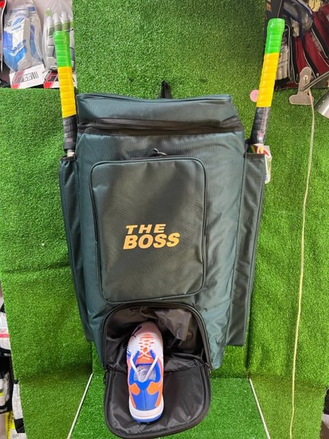 THE BOSS T20 GREEN DUFFLE BAG – 2023 Chris Gayle Brand