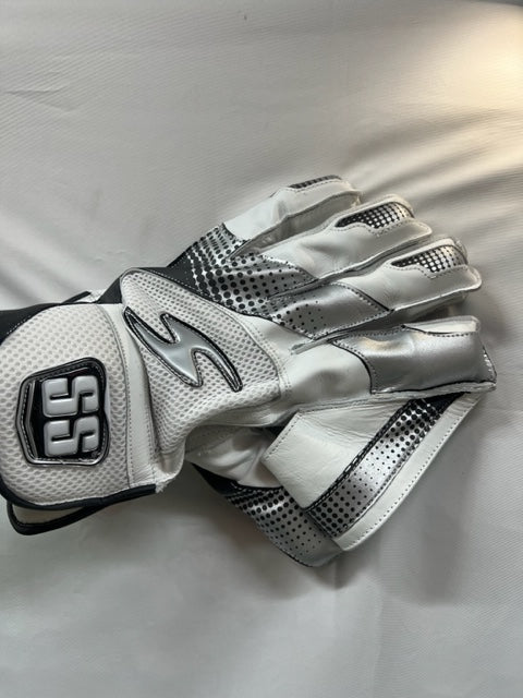 SS Platino Wicket Keeping Gloves - 2023