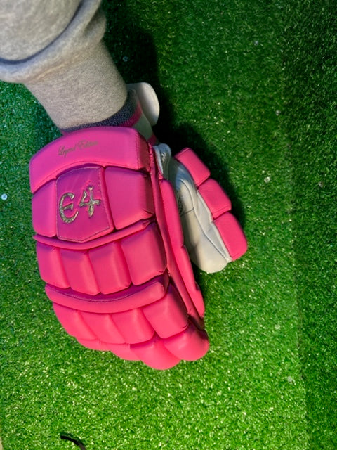 Pink cheap cricket gloves