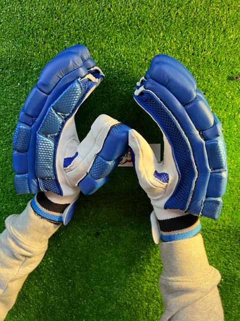 E4 LEGEND EDITION ROYAL BLUE BATTING GLOVES